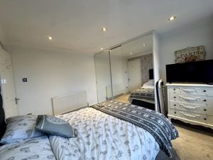 Photo 19- click for photo gallery